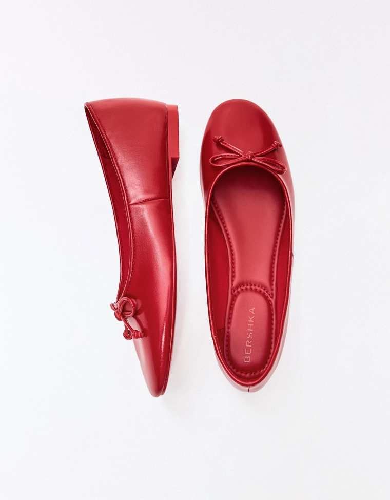 Балетки с бантом