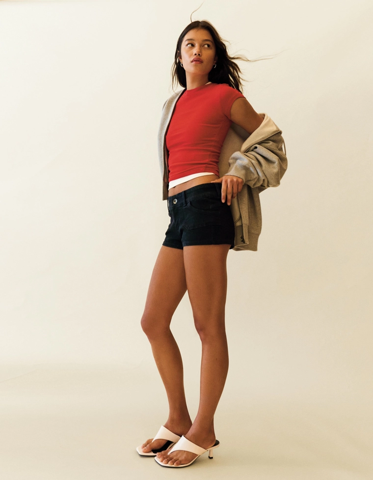 Джинсовые мини-шорты