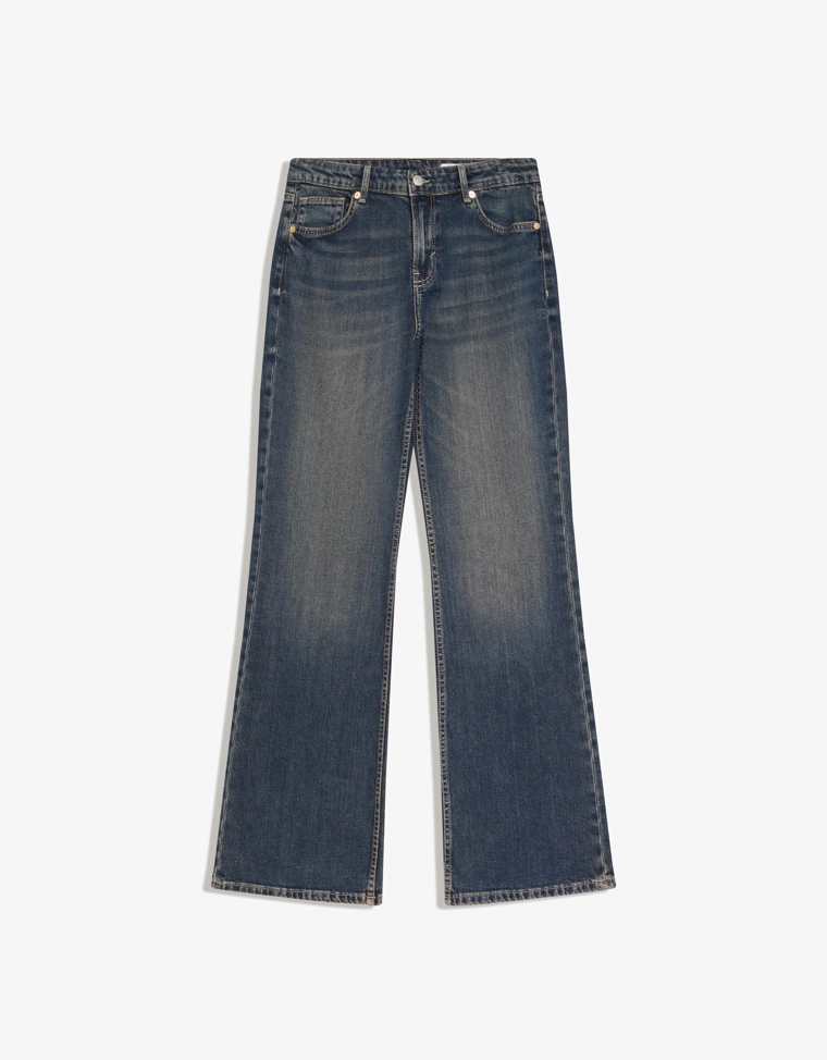 Расклешенные джинсы с низкой посадкой