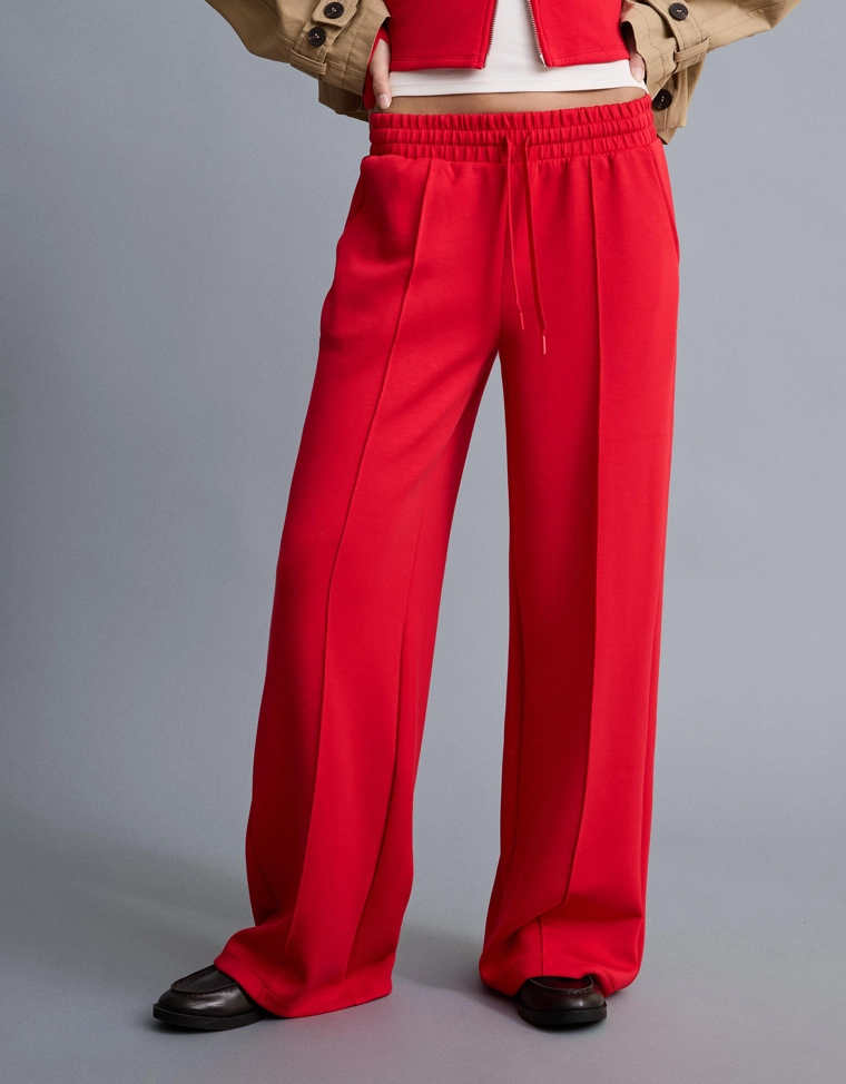 Широкие брюки из мягкой ткани