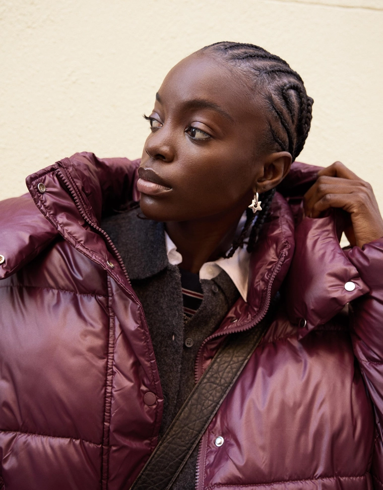 Пуховая водоотталкивающая и теплоизоляционная куртка