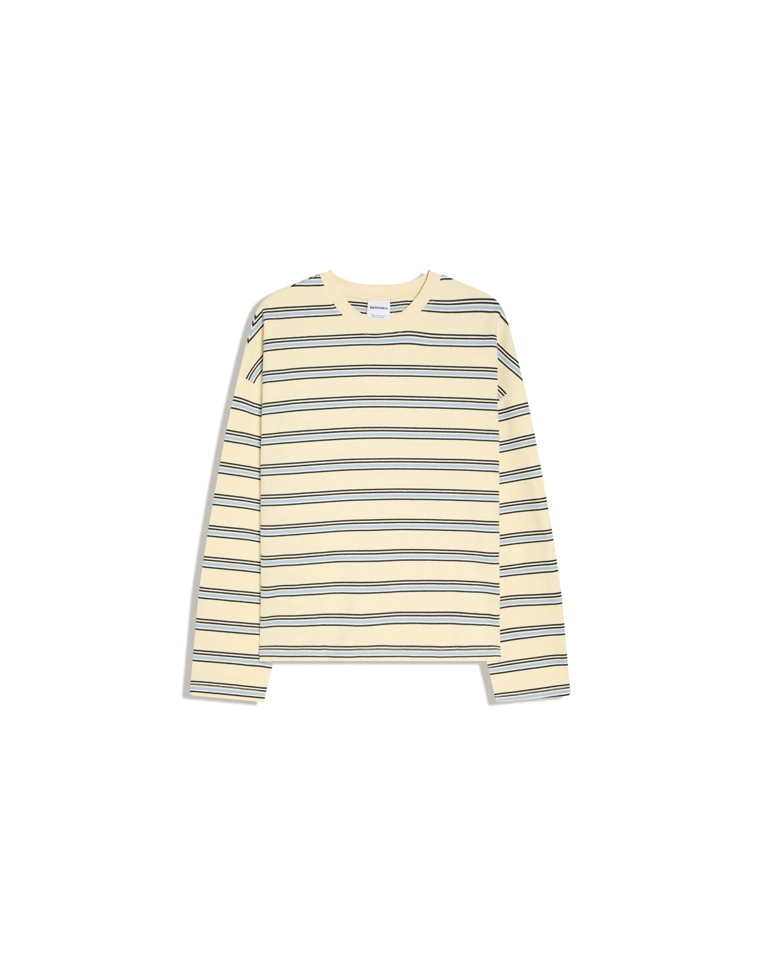 Свитер в полоску с круглым вырезом