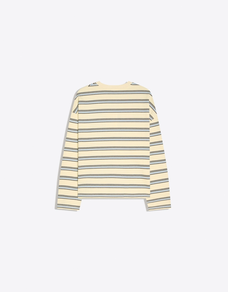 Свитер в полоску с круглым вырезом