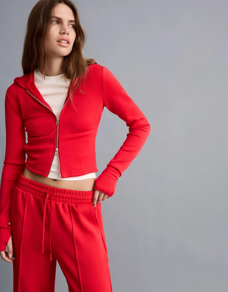 Худи из мягкого модала с молнией и капюшоном