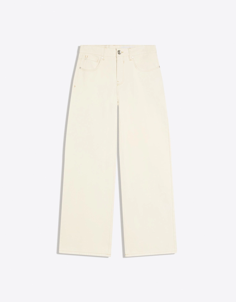 Джинсы-бойфренды с низкой посадкой