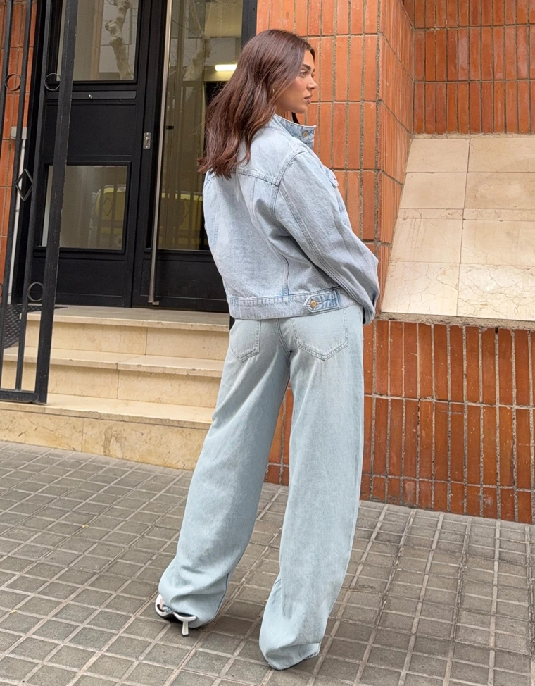 Джинсы barrel свободного кроя с низкой посадкой