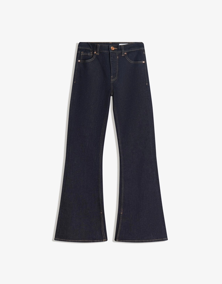 Расклешенные джинсы с высокой посадкой и разрезами