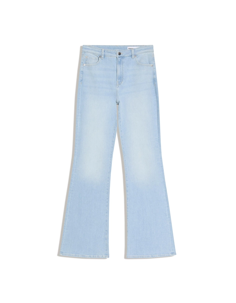 Расклешенные джинсы с высокой посадкой