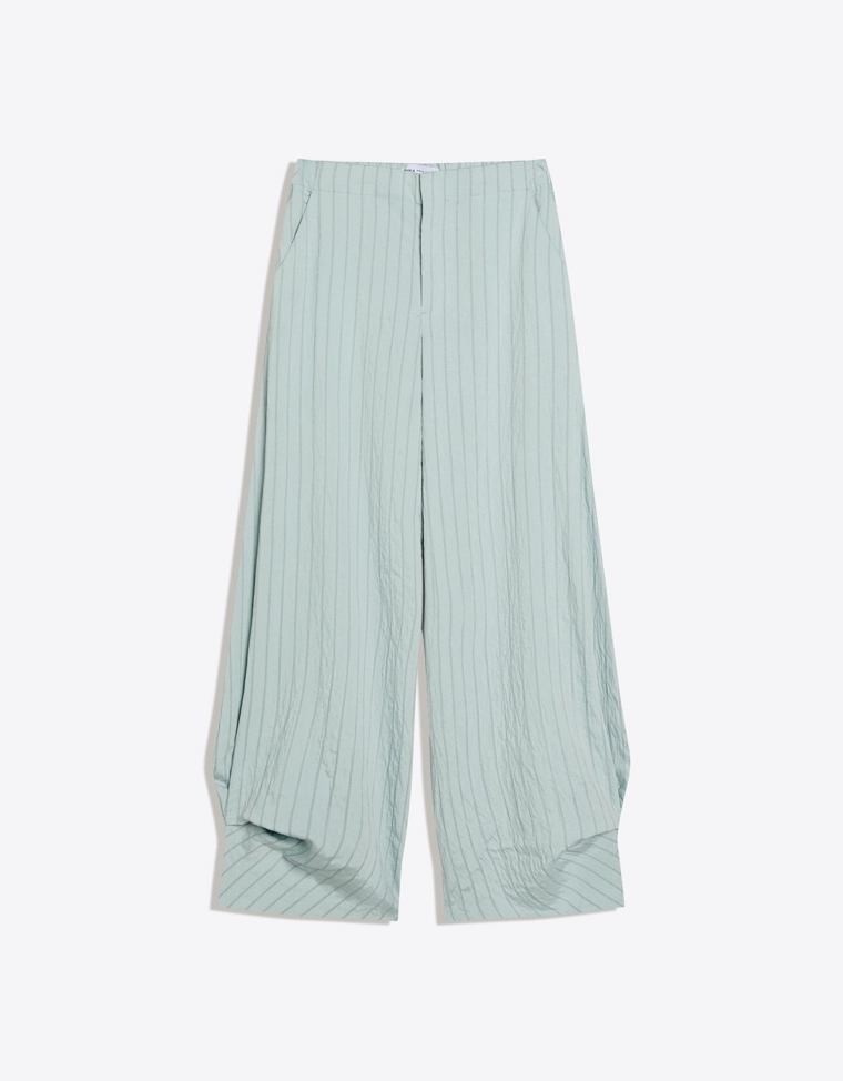 Брюки из струящейся ткани в полоску