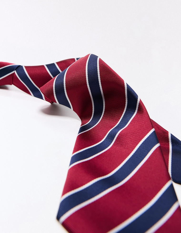 Полосатый галстук bershka