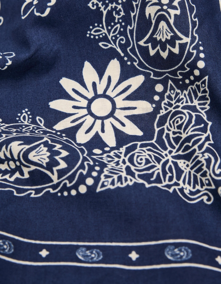 Платок с принтом