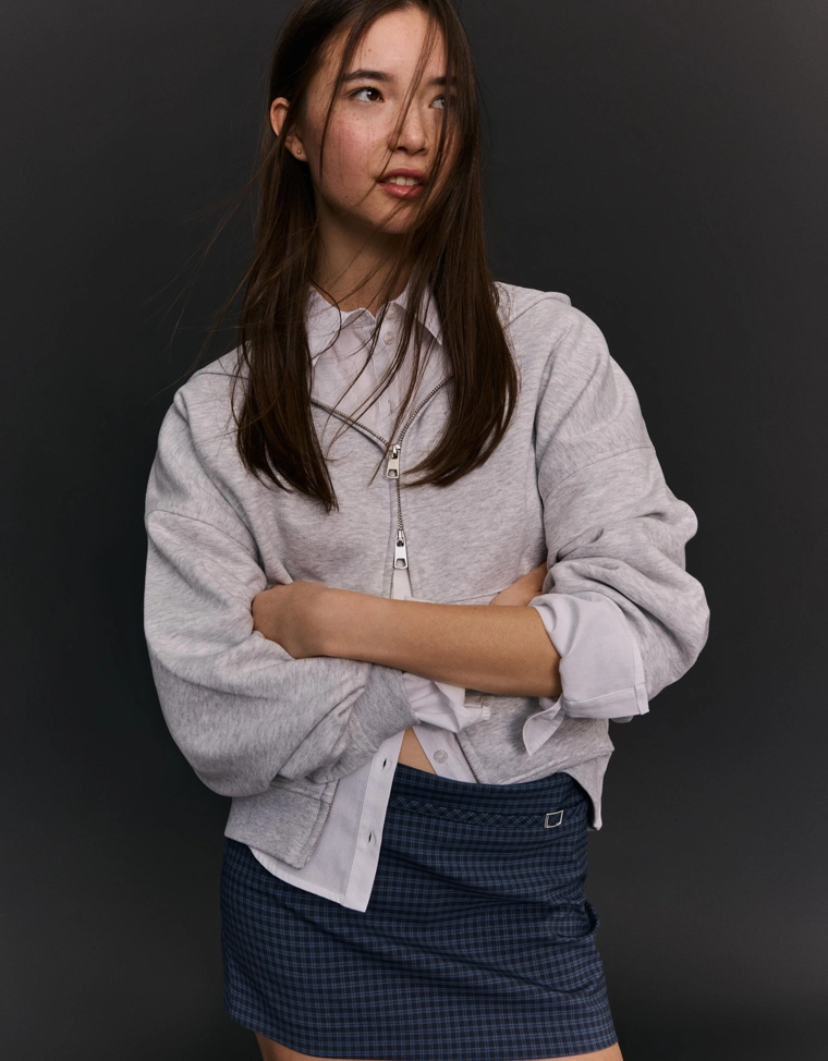 Мини-юбка-шорты с пряжкой