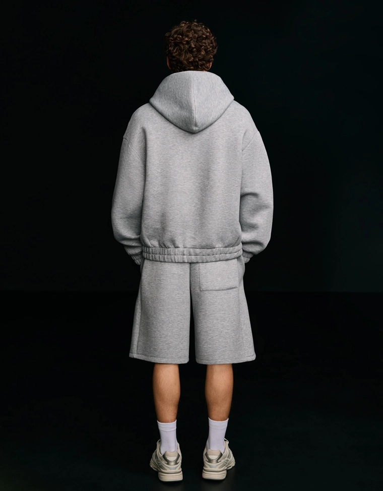 Шорты оверсайз из плотной синтетической ткани