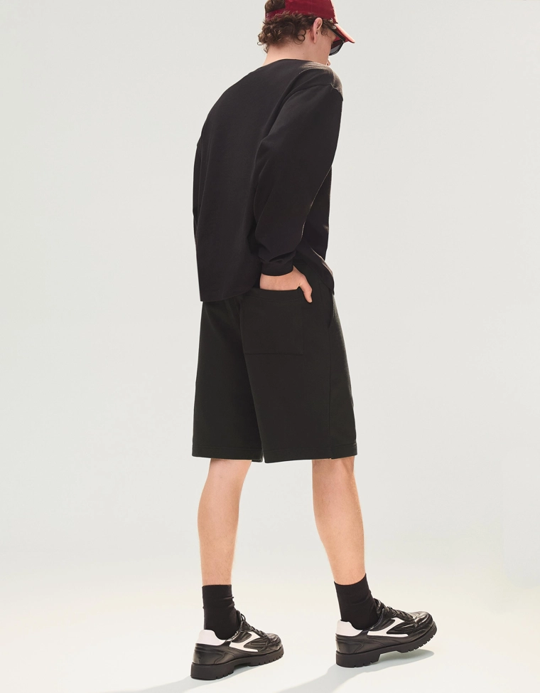 Базовые шорты-бермуды из мягкой ткани