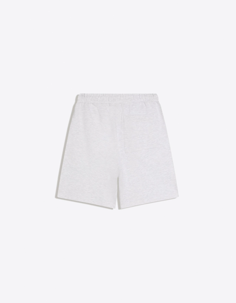 Базовые шорты-бермуды из мягкой ткани