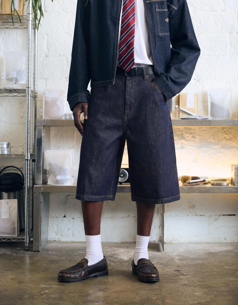 Джинсовые шорты свободного кроя