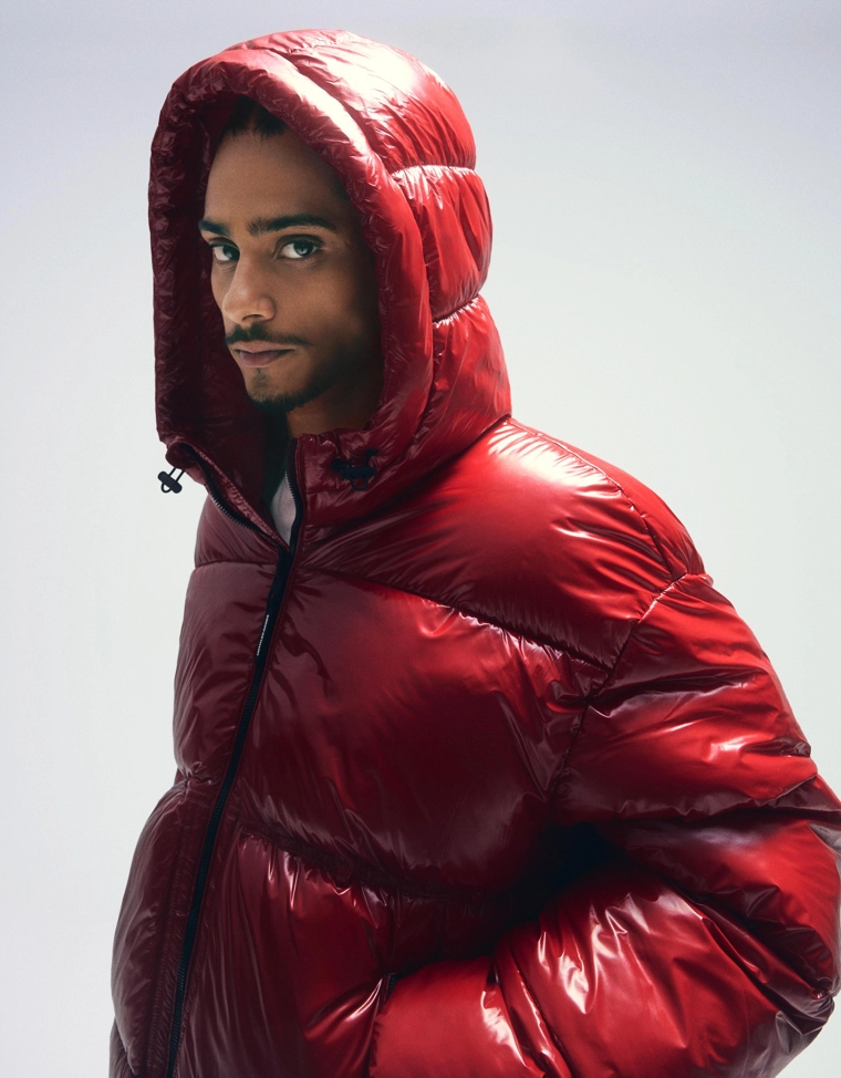 Пуховик с капюшоном