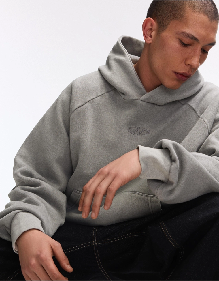 Худи геометрического кроя