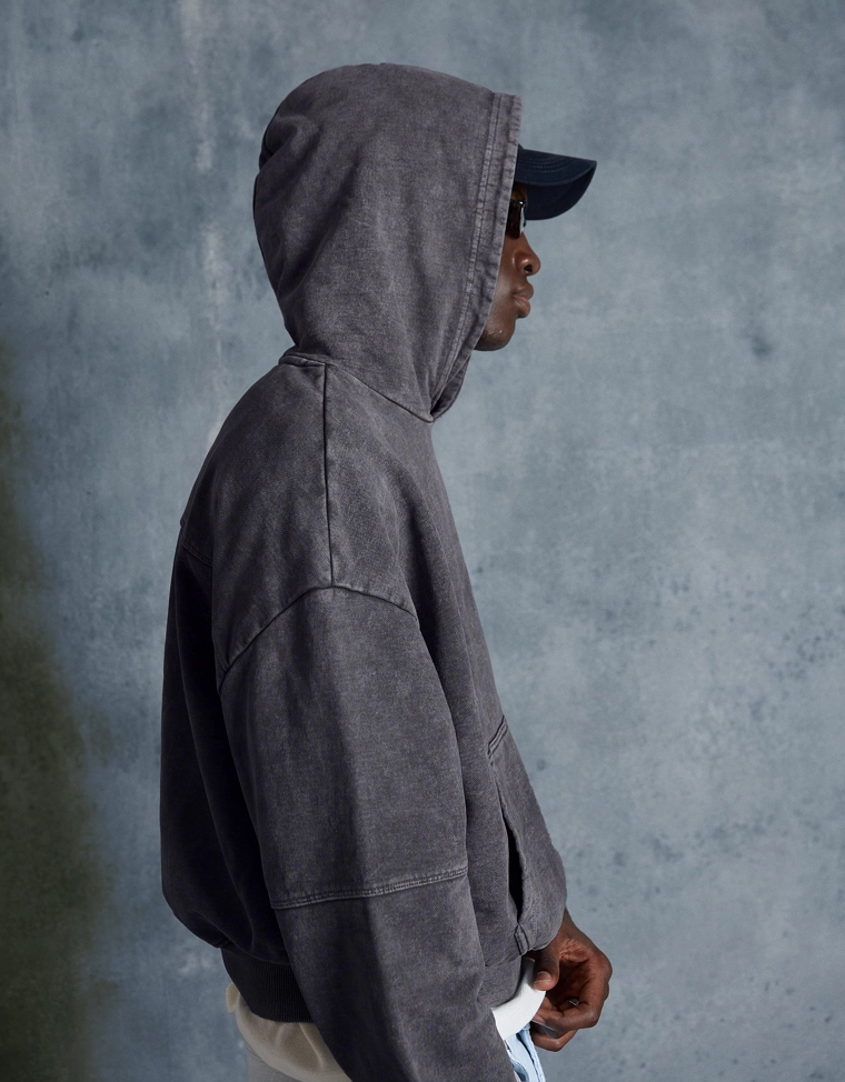 Худи объемного кроя с эффектом потертости