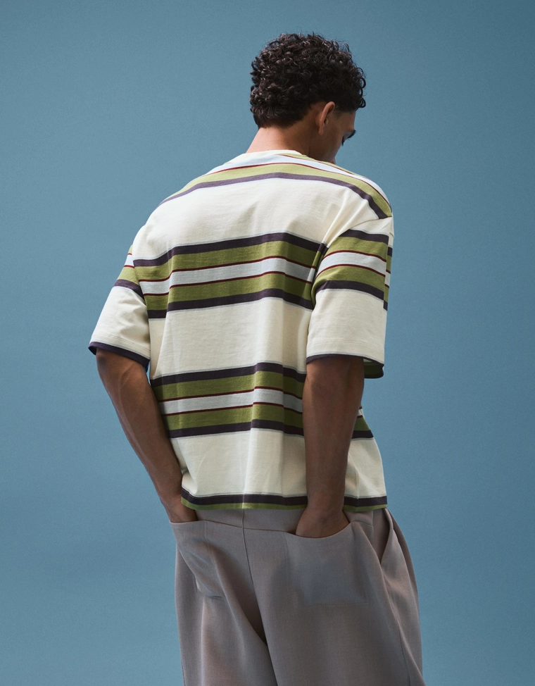 Футболка геометрического кроя с короткими рукавами и принтом