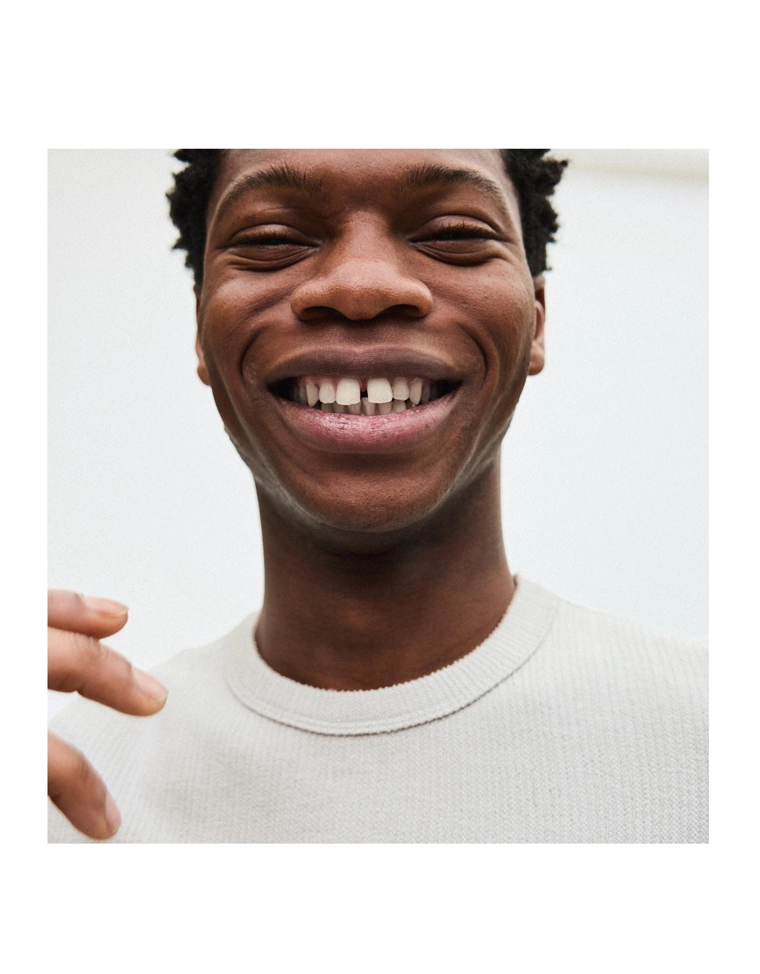 Вязаная футболка