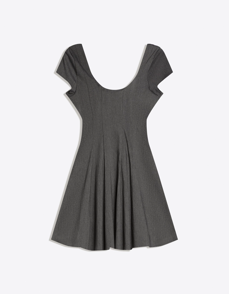 Мини-платье из бенгалина с расклешенной юбкой