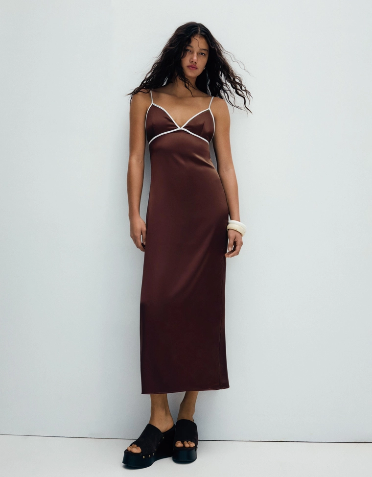 Мини-платье из сатина с контрастными деталями