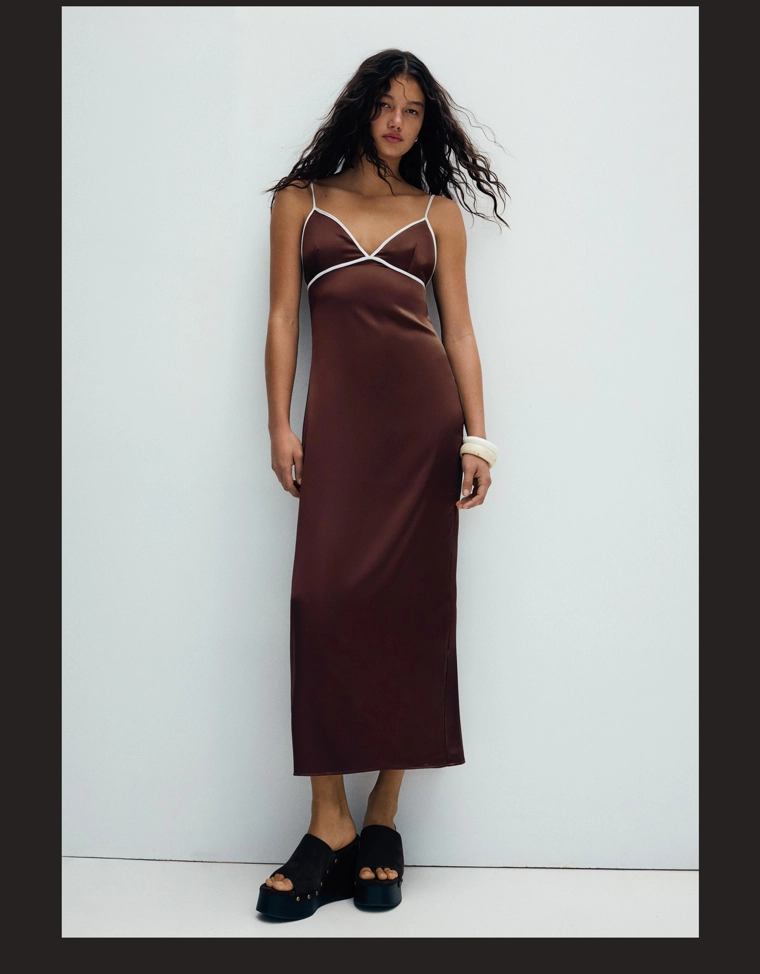 Мини-платье из сатина с контрастными деталями