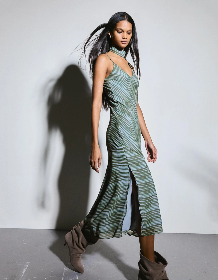 Мини-платье с платком