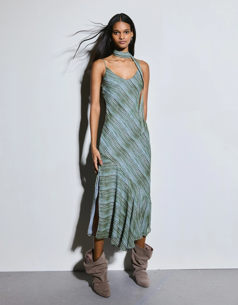 Мини-платье с платком