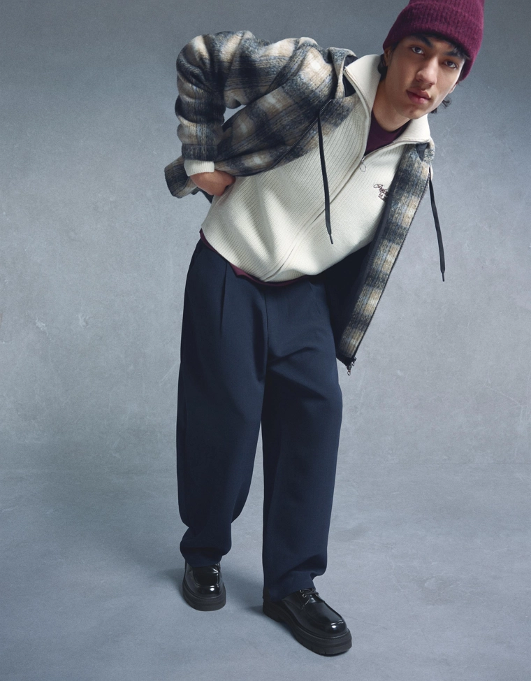 Брюки очень свободного кроя