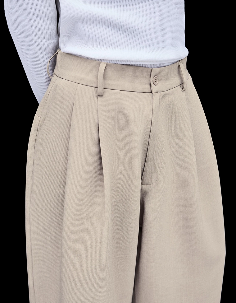 Брюки очень свободного кроя