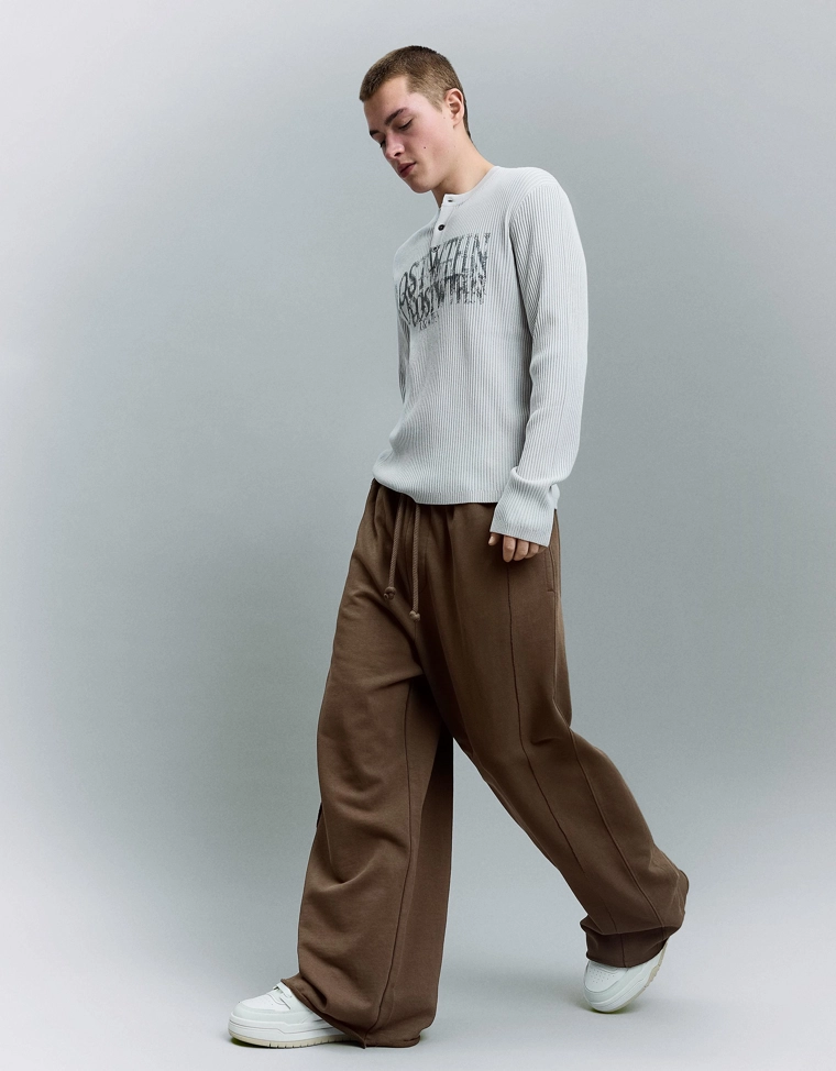 Брюки очень свободного кроя