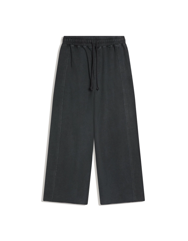 Брюки очень свободного кроя