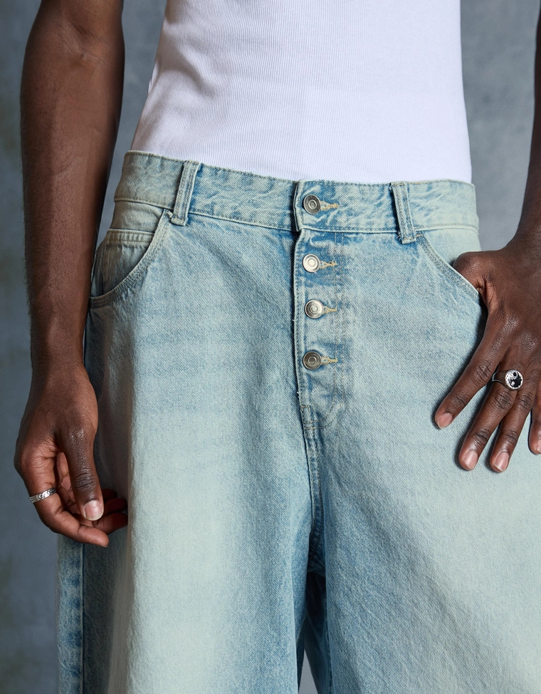 Джинсы-бананы