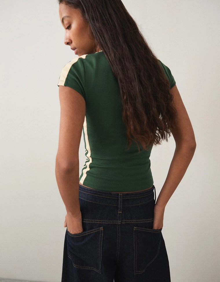 Спортивная футболка с принтом