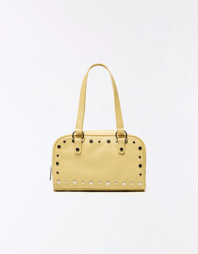 Сумка-боулинг с заклепками