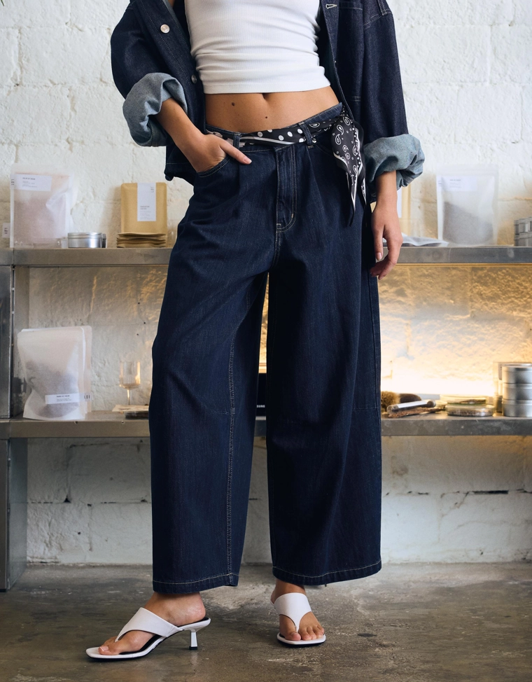 Укороченные джинсы barrel