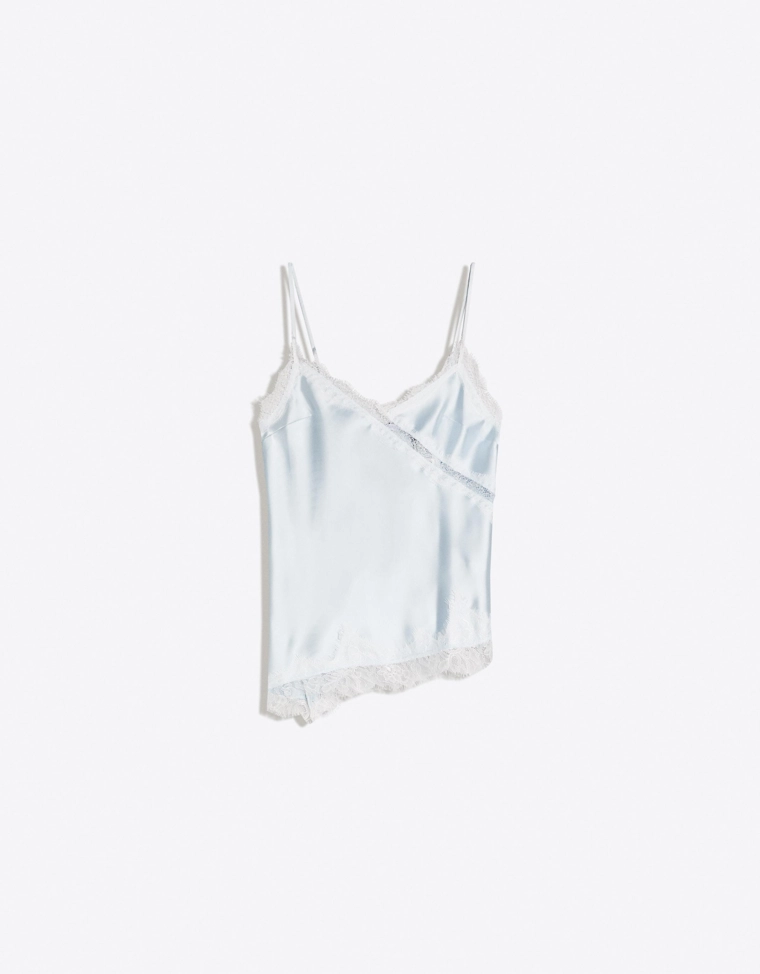 Топ из сатина на бретелях с асимметричным кружевом