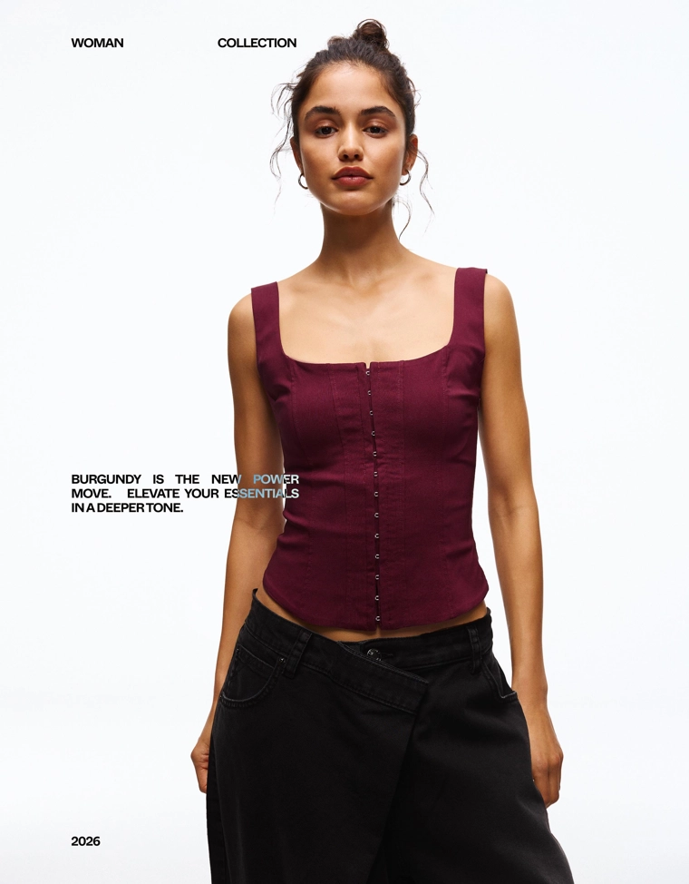 Топ из бенгалина на бретелях