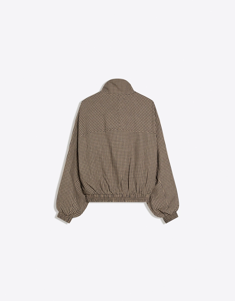 Куртка в клетку с принтом