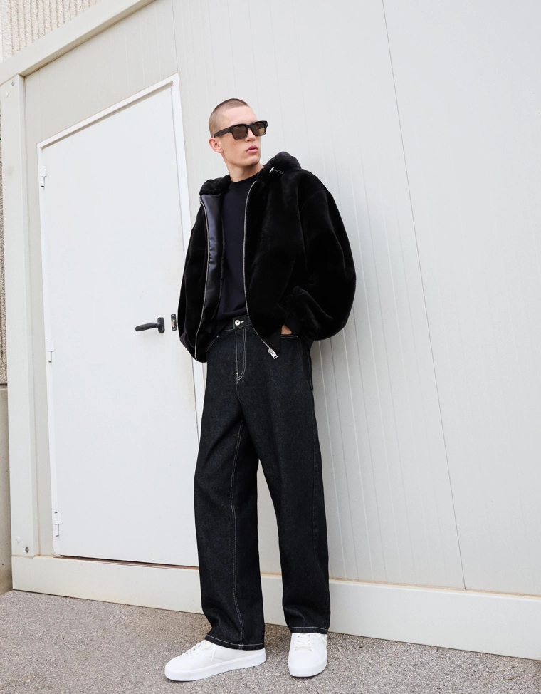 Куртка с капюшоном из искусственного меха