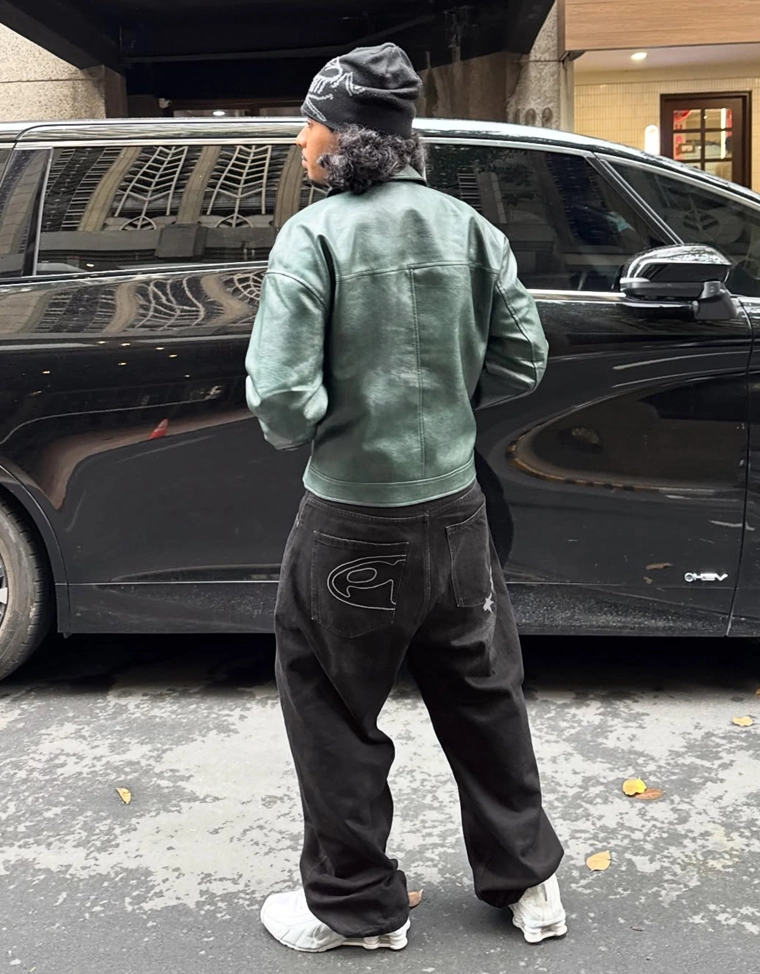 Джинсы barrel с вышивкой