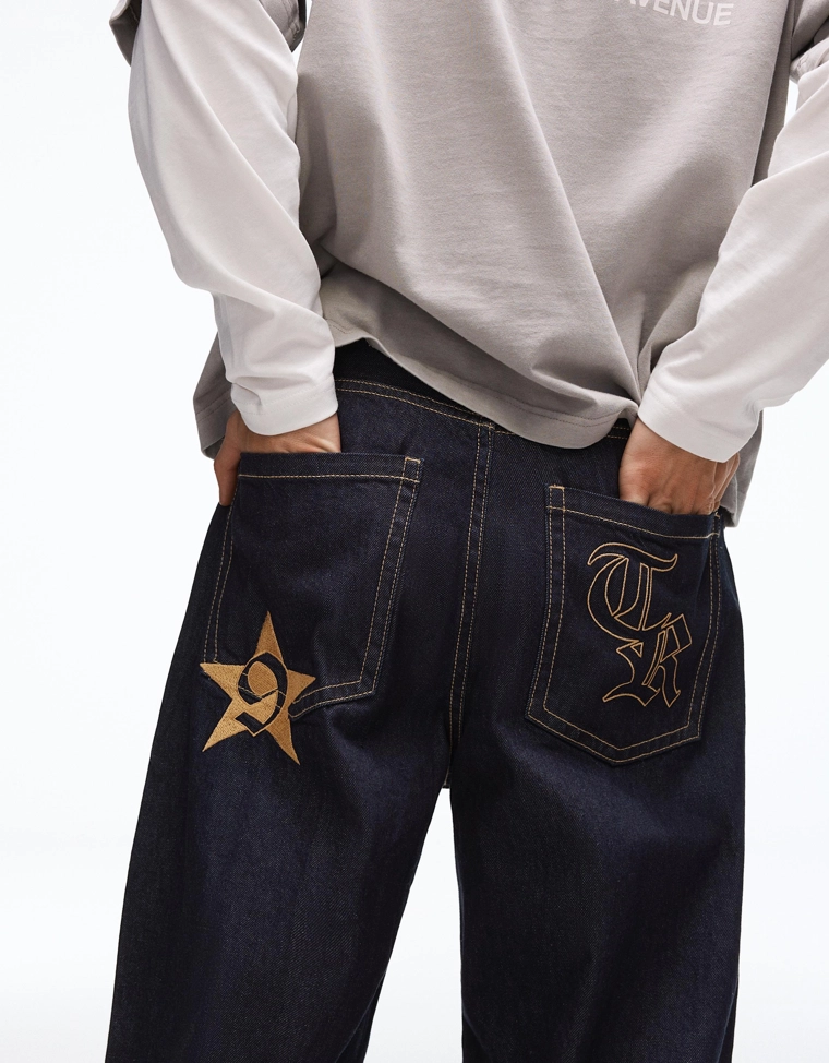 Джинсы barrel с вышивкой