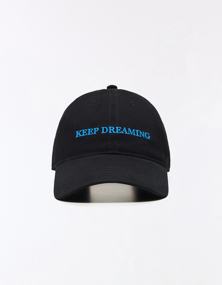 Кепка с вышивкой