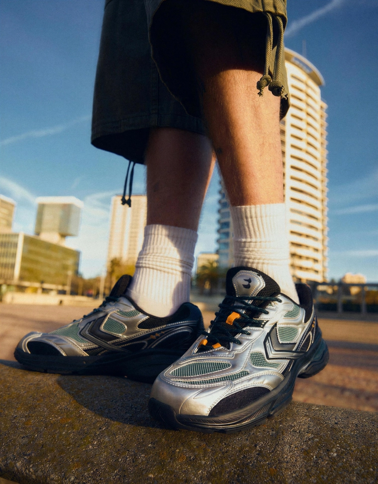 Спортивный асимметричный топ