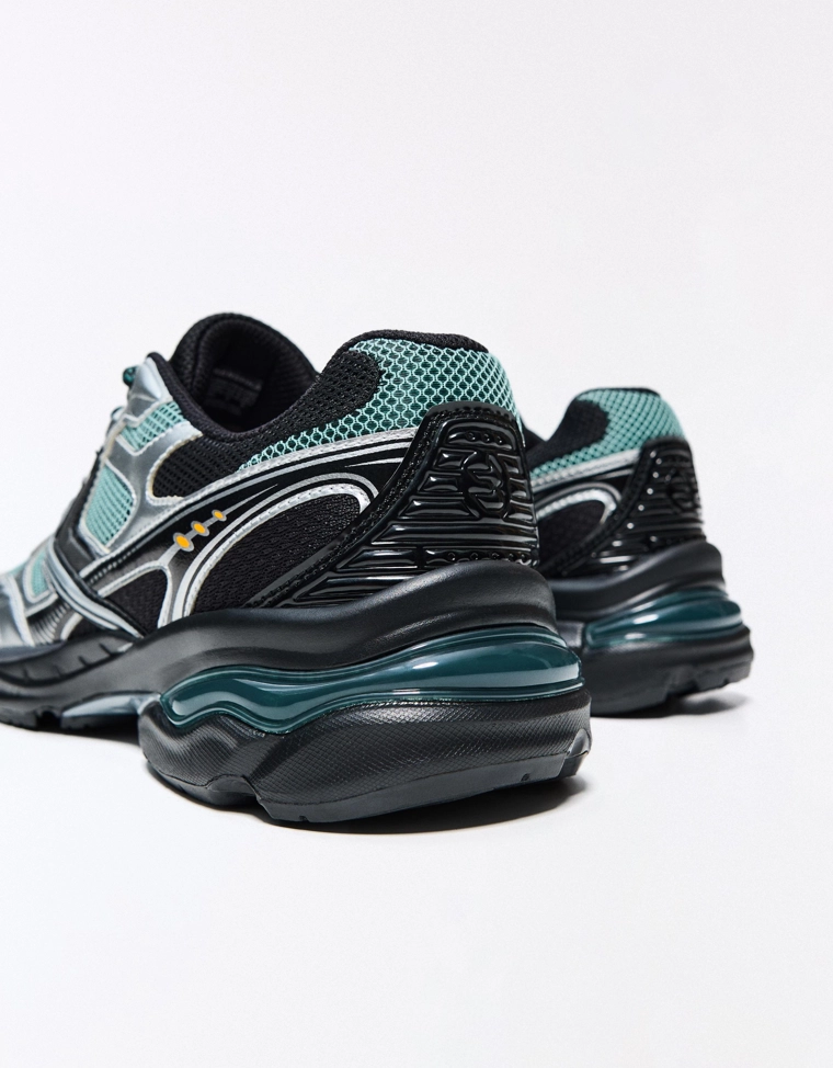 Спортивный асимметричный топ