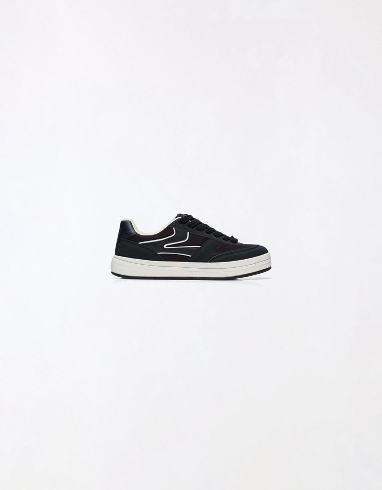 Объемные кроссовки