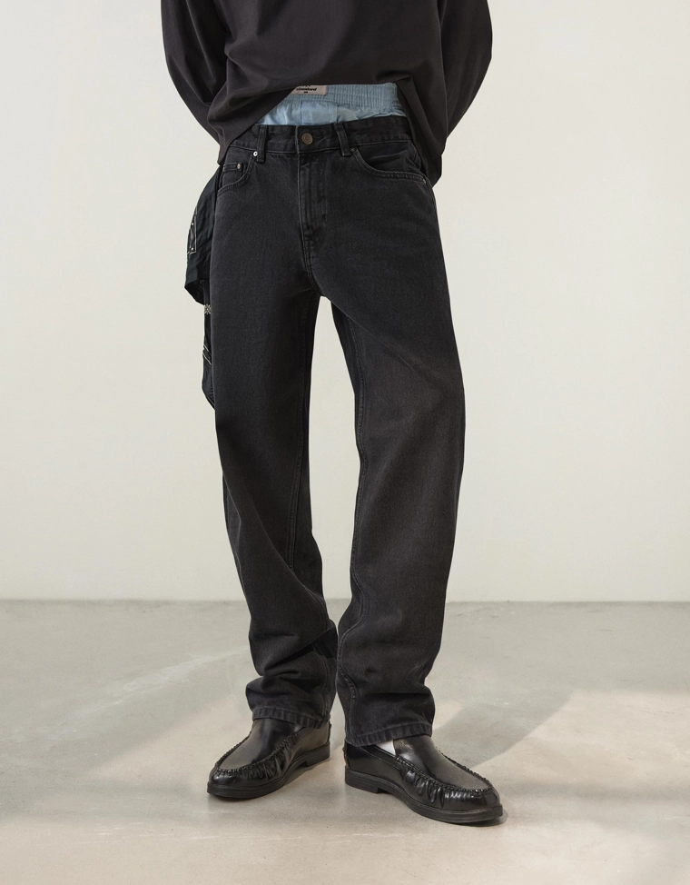 Джинсы прямого кроя