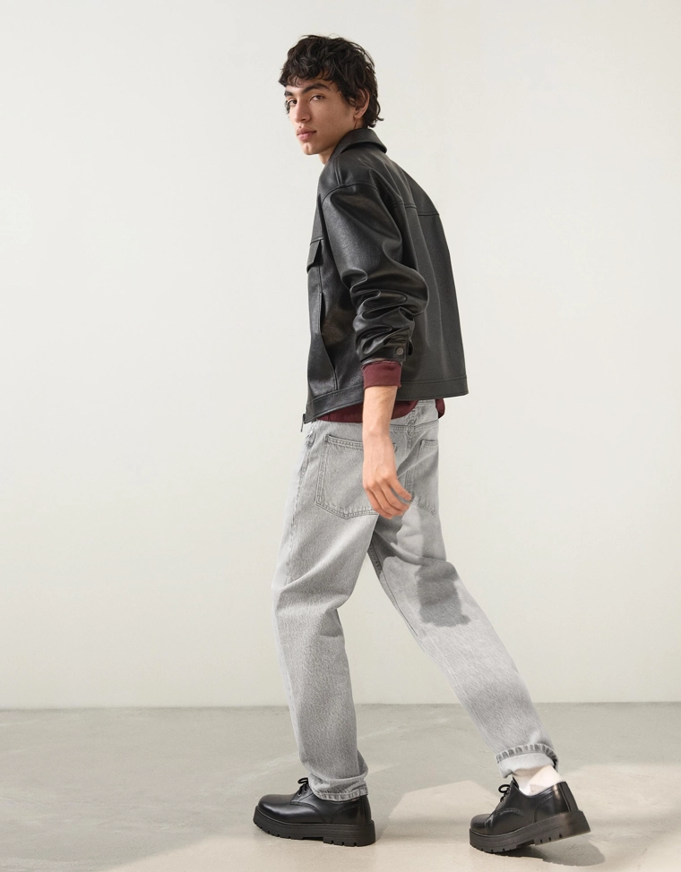 Джинсы прямого кроя